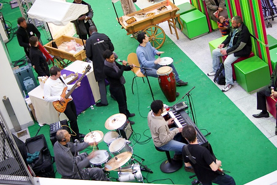 Evry Daily Photo - Concert Ebena Inauguration Gare Evry Centre 223.jpg